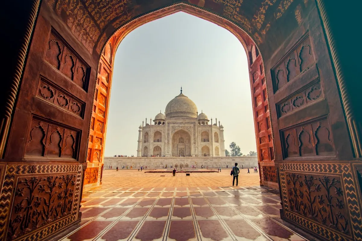 Längre vistelse i Indien? Så riskerar du avslag när e-visumet inte räcker – Visum Till Indien